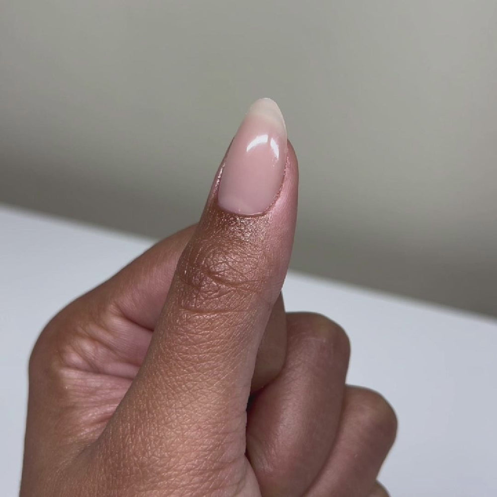 CNVS Nails